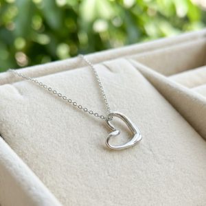 簡約裸空愛心項鍊